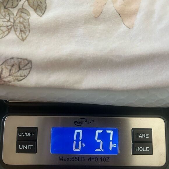 Aritzia Babaton Floral Top T-shirt Tee Peach Cream Brown Scoop Neck Size Medium - Picture 10 of 10